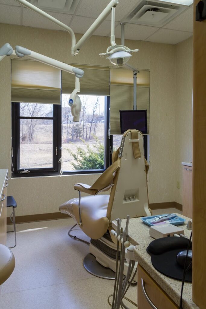monticello family dental patient room